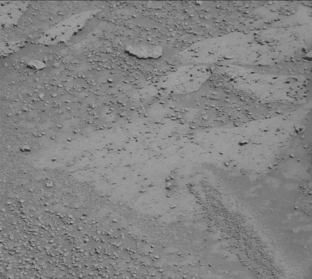Sol 3861: Mast Camera (Mastcam)