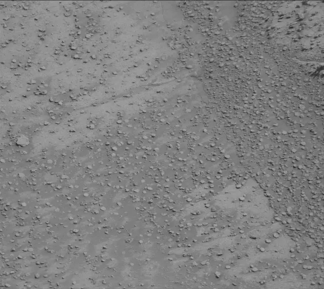 Sol 3861: Mast Camera (Mastcam)