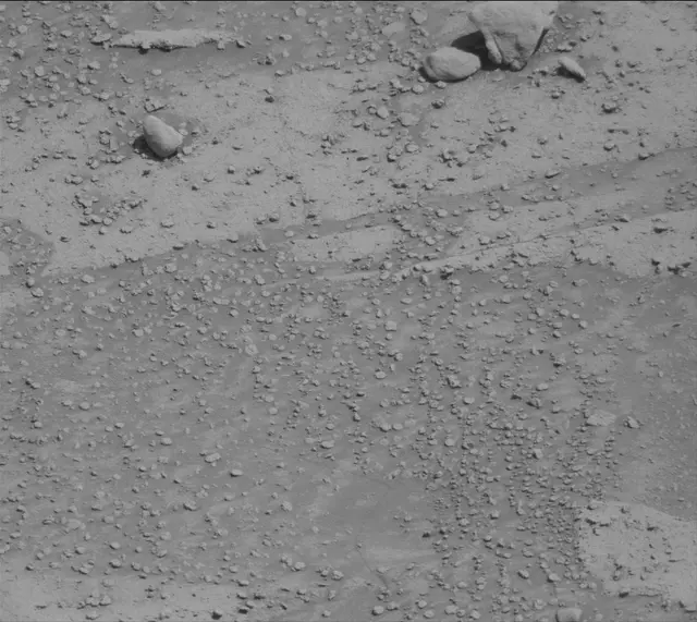 Sol 3861: Mast Camera (Mastcam)