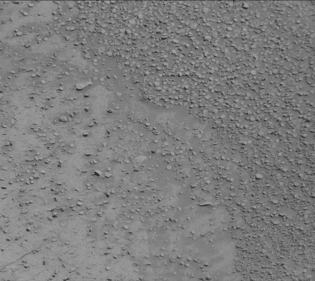 Sol 3861: Mast Camera (Mastcam)
