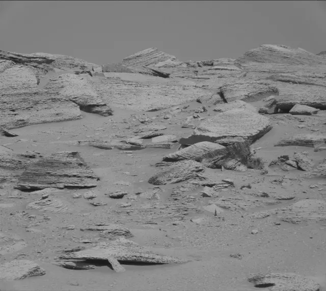Sol 3861: Mast Camera (Mastcam)