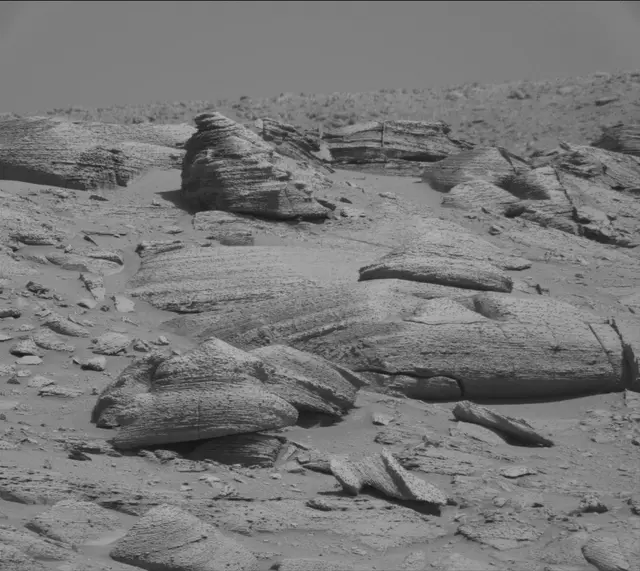 Sol 3861: Mast Camera (Mastcam)