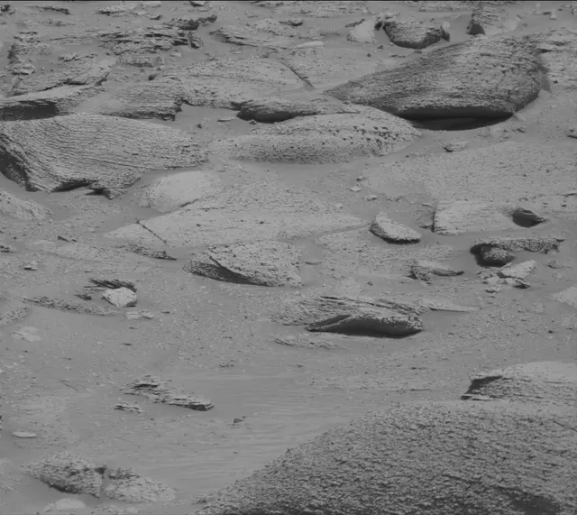 Sol 3861: Mast Camera (Mastcam)