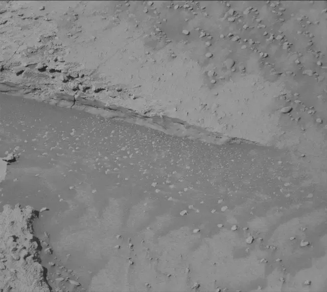 Sol 3861: Mast Camera (Mastcam)