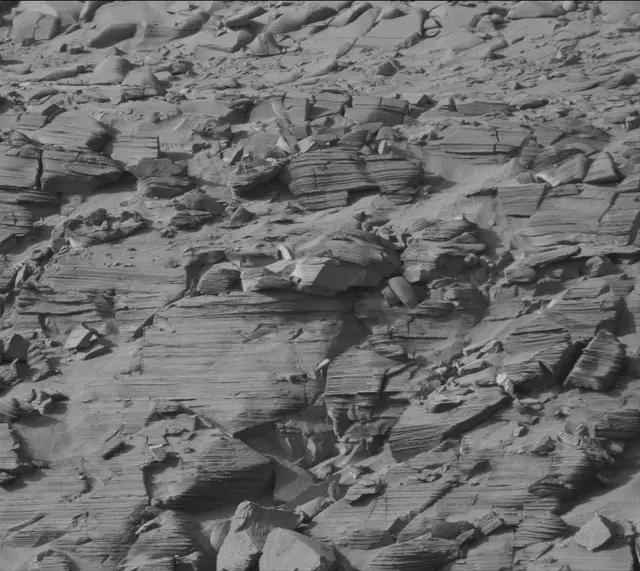 Sol 3861: Mast Camera (Mastcam)