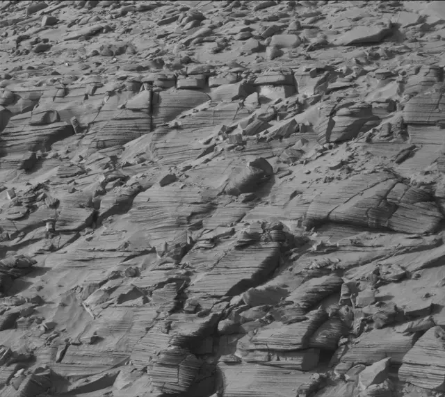 Sol 3861: Mast Camera (Mastcam)