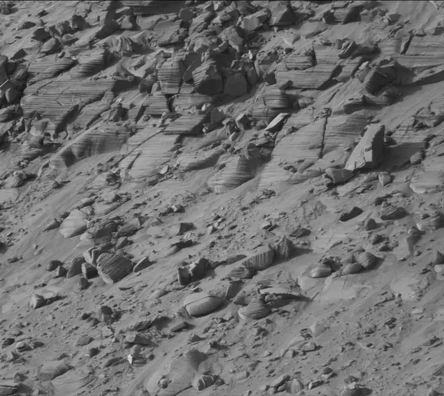 Sol 3861: Mast Camera (Mastcam)