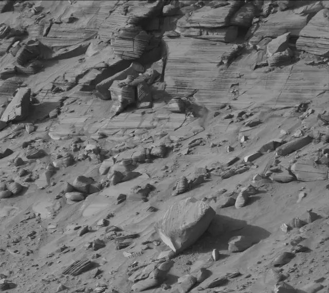 Sol 3861: Mast Camera (Mastcam)