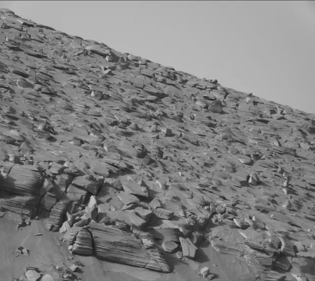 Sol 3861: Mast Camera (Mastcam)