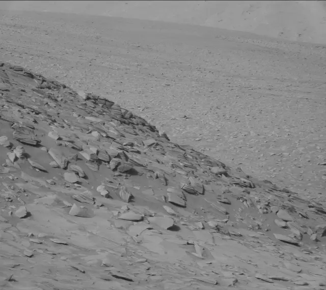 Sol 3861: Mast Camera (Mastcam)