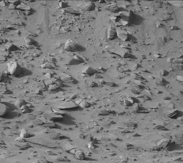 Sol 3861: Mast Camera (Mastcam)