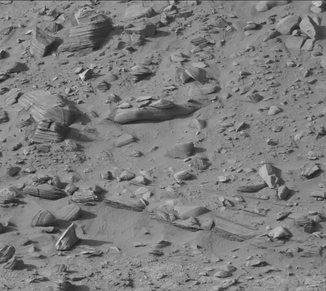 Sol 3861: Mast Camera (Mastcam)