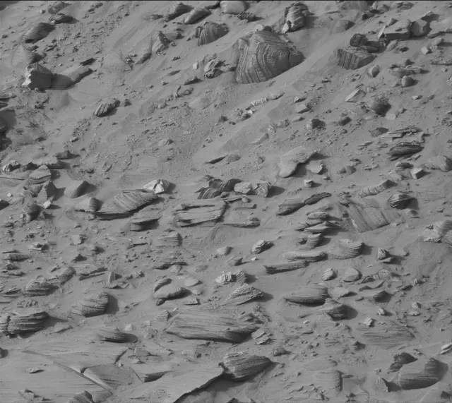 Sol 3861: Mast Camera (Mastcam)