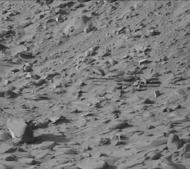 Sol 3861: Mast Camera (Mastcam)