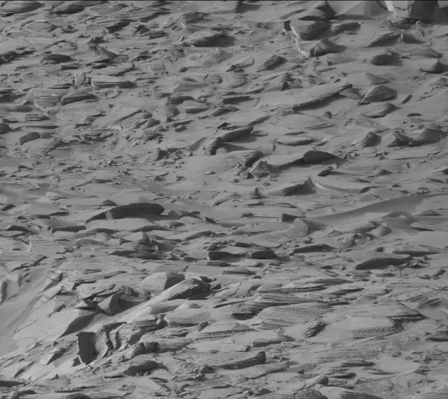 Sol 3861: Mast Camera (Mastcam)
