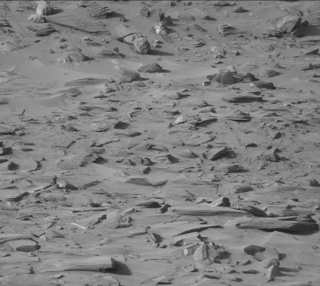 Sol 3861: Mast Camera (Mastcam)