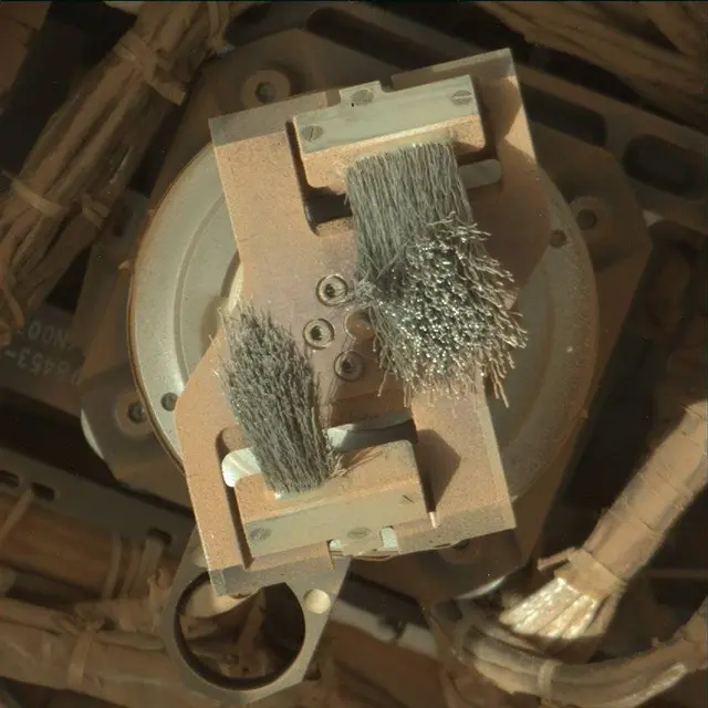 Sol 3862: Mast Camera (Mastcam)