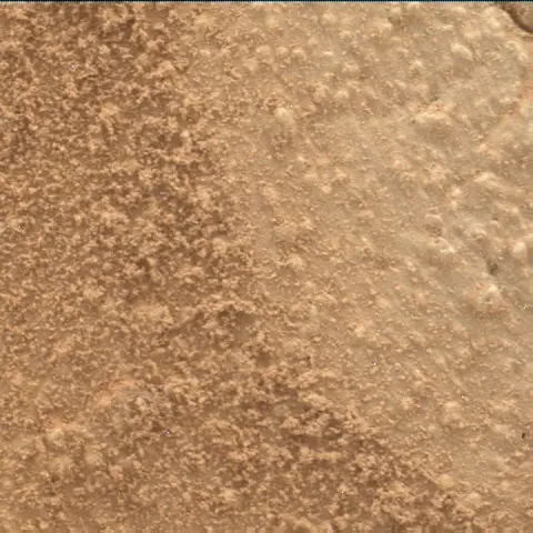 Sol 3862: Mars Hand Lens Imager (MAHLI)
