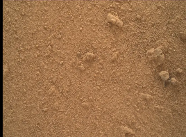 Sol 3862: Mars Hand Lens Imager (MAHLI)