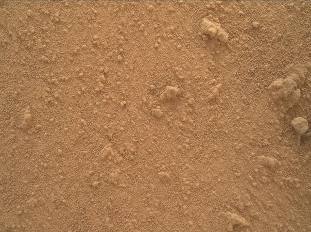 Sol 3862: Mars Hand Lens Imager (MAHLI)