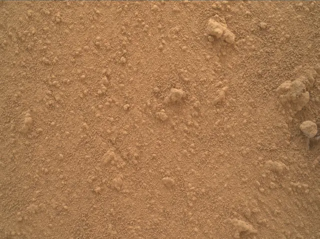 Sol 3862: Mars Hand Lens Imager (MAHLI)