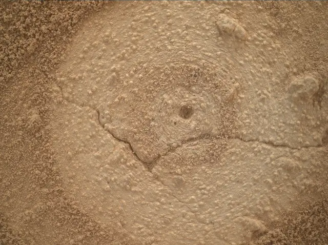 Sol 3862: Mars Hand Lens Imager (MAHLI)