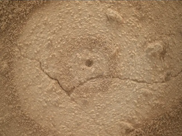 Sol 3862: Mars Hand Lens Imager (MAHLI)