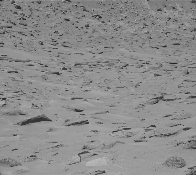 Sol 3864: Mast Camera (Mastcam)