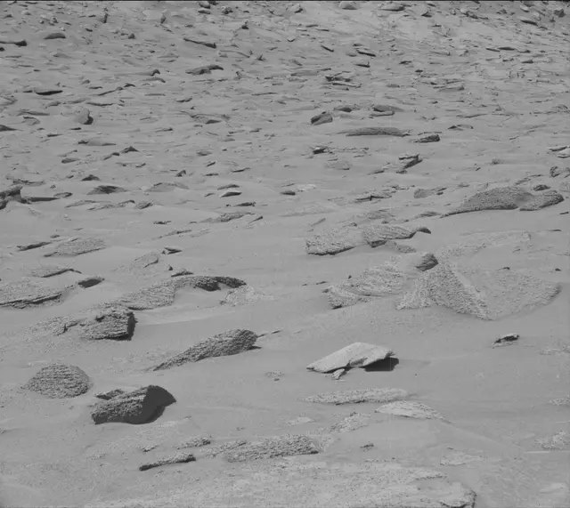 Sol 3864: Mast Camera (Mastcam)