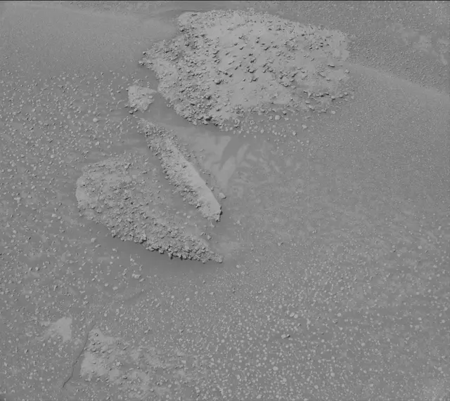 Sol 3864: Mast Camera (Mastcam)
