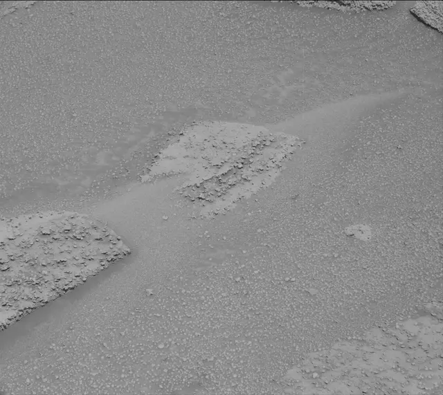 Sol 3864: Mast Camera (Mastcam)