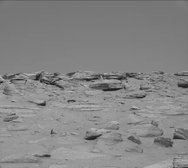 Sol 3865: Mast Camera (Mastcam)