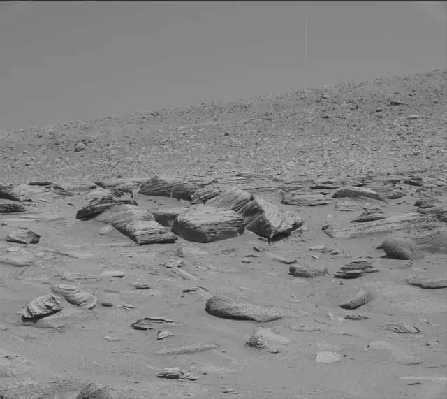 Sol 3865: Mast Camera (Mastcam)