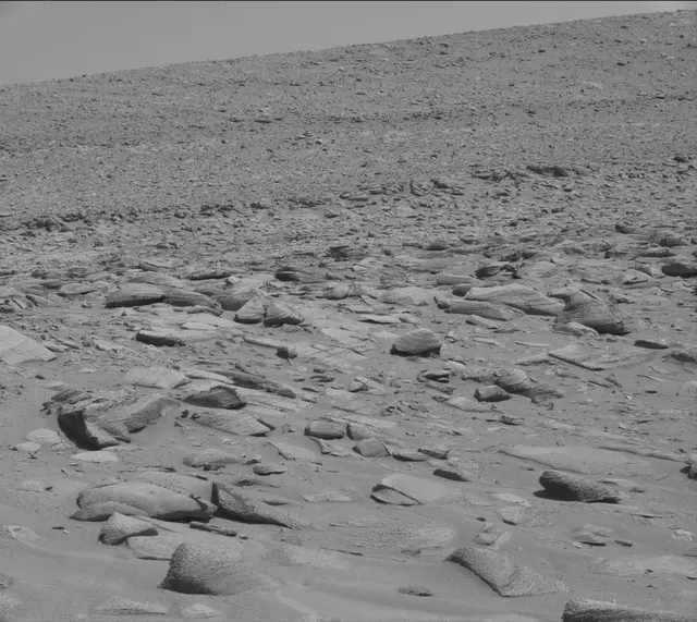 Sol 3865: Mast Camera (Mastcam)