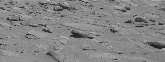 Sol 3865: Mast Camera (Mastcam)