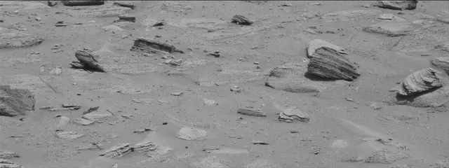 Sol 3865: Mast Camera (Mastcam)