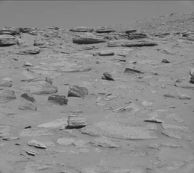 Sol 3865: Mast Camera (Mastcam)