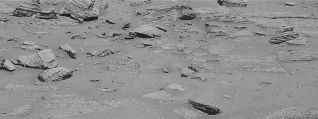 Sol 3865: Mast Camera (Mastcam)