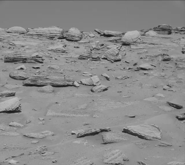 Sol 3865: Mast Camera (Mastcam)