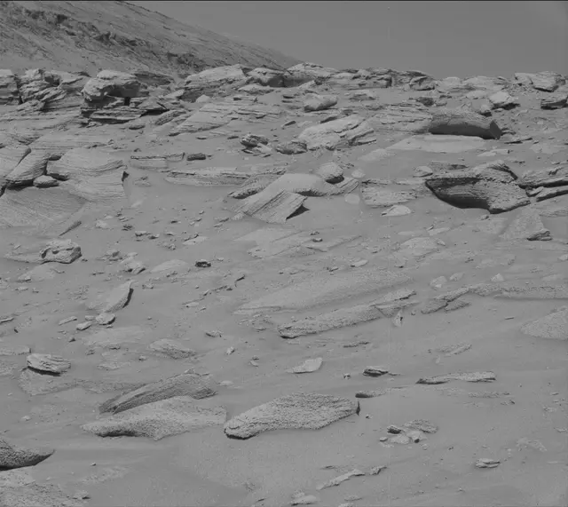Sol 3865: Mast Camera (Mastcam)