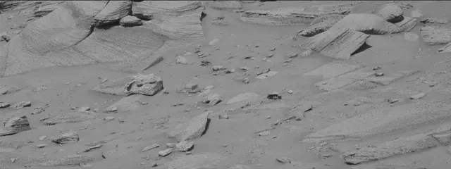 Sol 3865: Mast Camera (Mastcam)