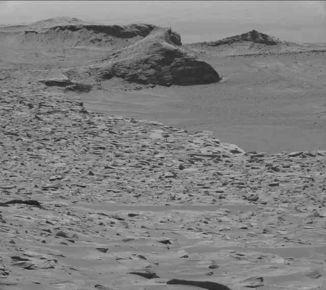 Sol 3865: Mast Camera (Mastcam)