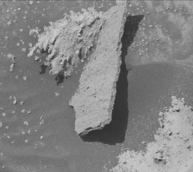 Sol 3865: Mast Camera (Mastcam)