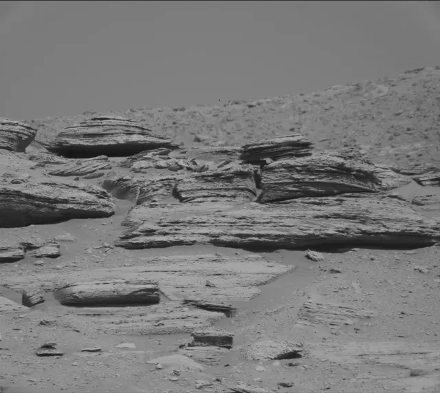 Sol 3865: Mast Camera (Mastcam)
