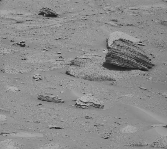 Sol 3865: Mast Camera (Mastcam)
