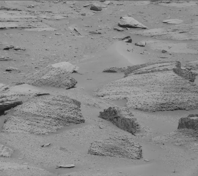 Sol 3865: Mast Camera (Mastcam)