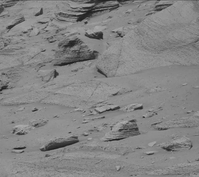 Sol 3865: Mast Camera (Mastcam)
