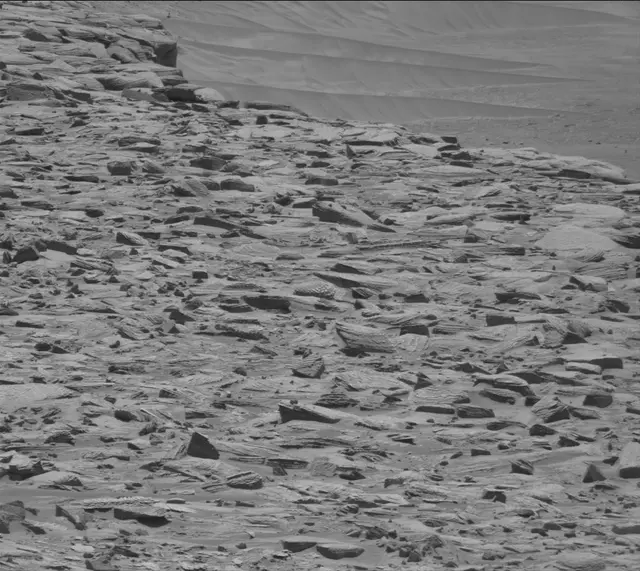 Sol 3865: Mast Camera (Mastcam)