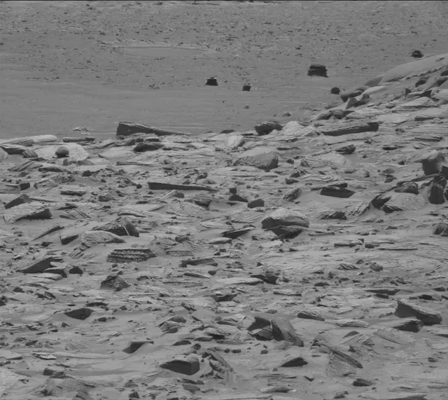 Sol 3865: Mast Camera (Mastcam)