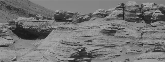 Sol 3866: Mast Camera (Mastcam)